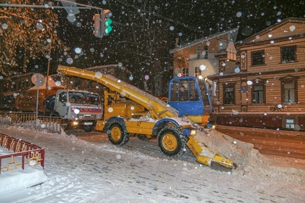 С улиц Нижнего Новгорода вывезли 25 тысяч кубов снега за два дня
