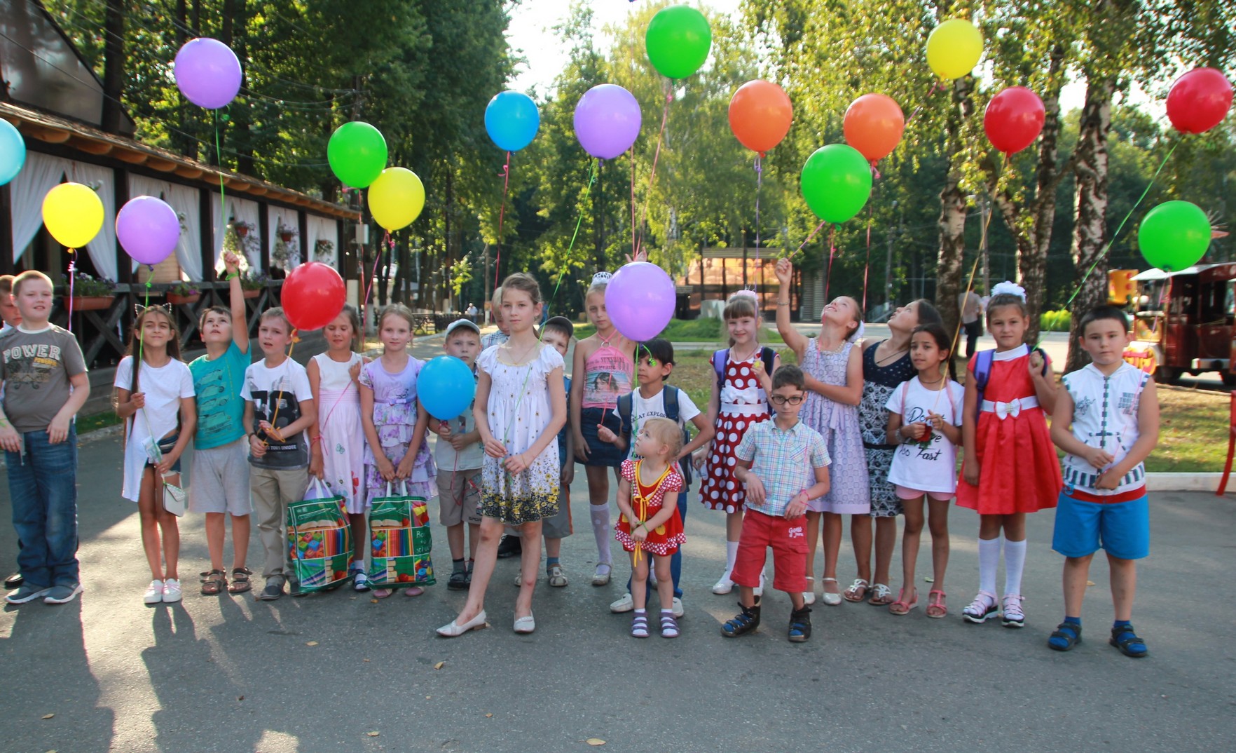 Нижегородским сиротам помогли собраться в школу (ФОТО) - фото 2