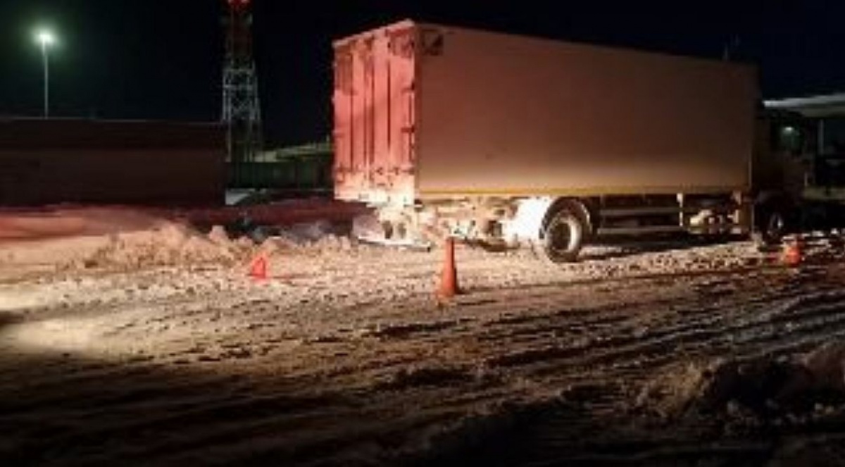 Трактор переехал водителя фургона в Нижнем Новгороде - фото 1