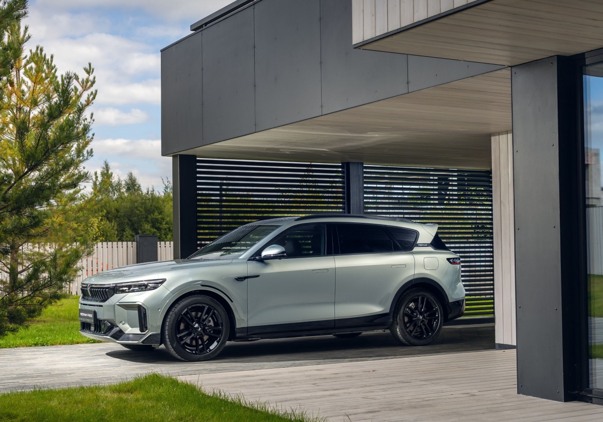 Voyah &mdash; абсолютный лидер среди всех брендов российского NEV-сегмента по итогам октября 2025 года - фото 1