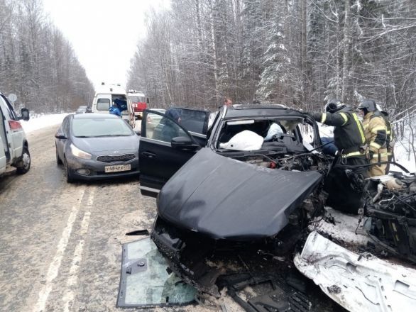 Опубликованы фото с места страшного ДТП с детьми в Нижегородской области - фото 2