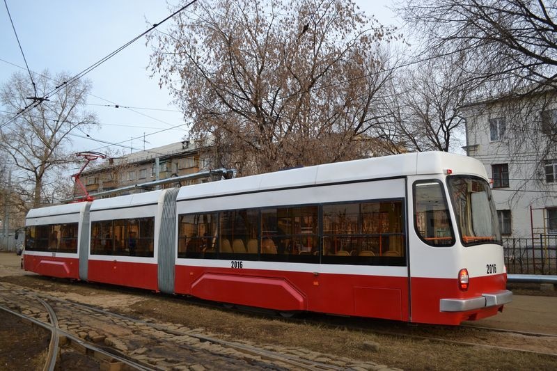 Трехсекционный трамвай «Уралтрансмаша» будет работать на Сормовском кольце