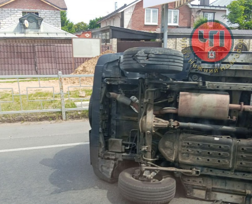 Огромная пробка образовалась в нижегородской деревне Афонино из-за ДТП - фото 1