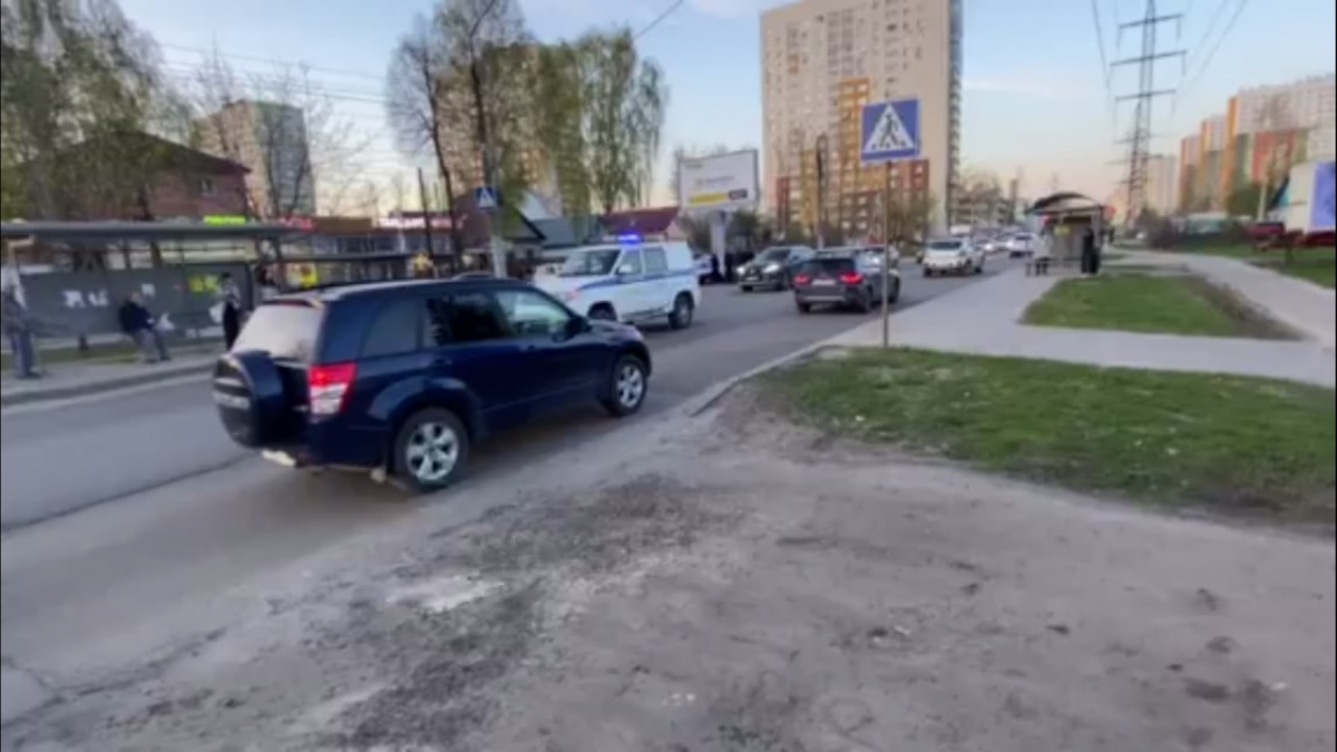 Автомобиль полиции сбил 10-летнего ребенка на велосипеде в Нижнем Новгороде - фото 1
