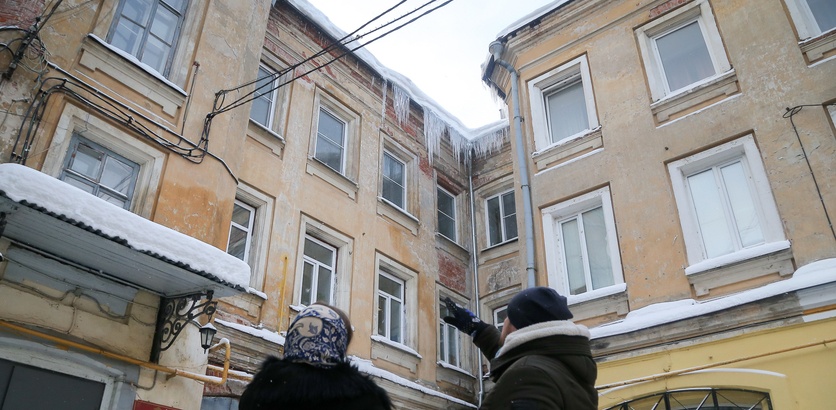 Штрафы до 50 тысяч рублей за сосульки грозят владельцам нижегородских домов - фото 1