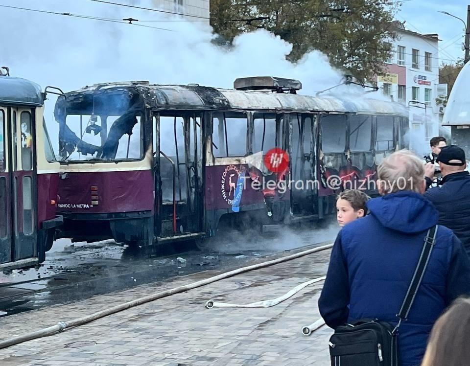 Нижегородская прокуратура проводит проверку по факту пожара в трамвае - фото 1