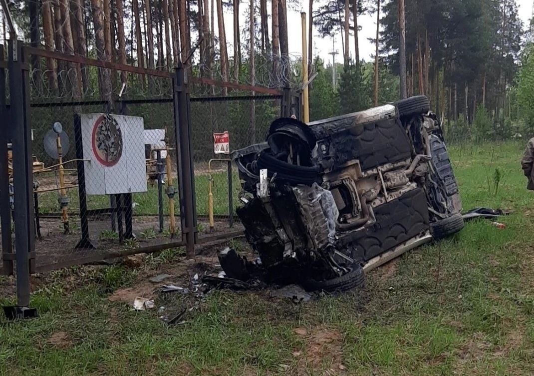 Росгвардеец спас людей из горящей машины в Сарове