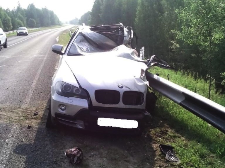Водитель BMW впал в кому после столкновения с самосвалом в Дивеевском районе - фото 1