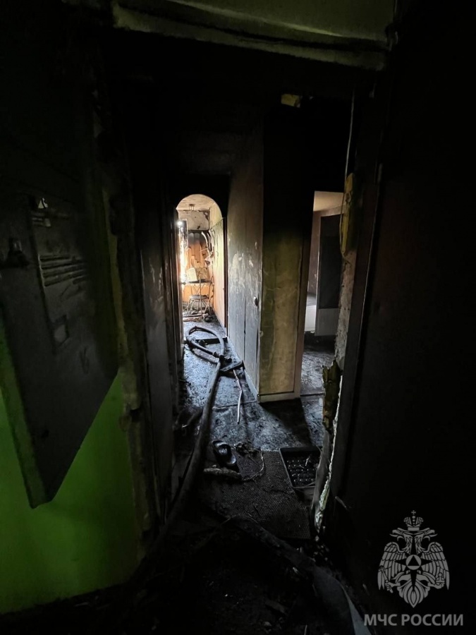 Пожар вспыхнул в многоэтажке на улице Херсонской из-за холодильника - фото 1