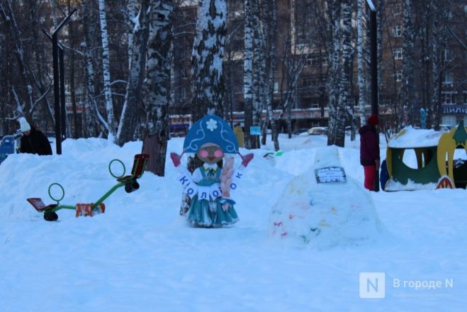 Чебурашка, Крош и кролики: скульптуры из снега украсили парк Пушкина - фото 8