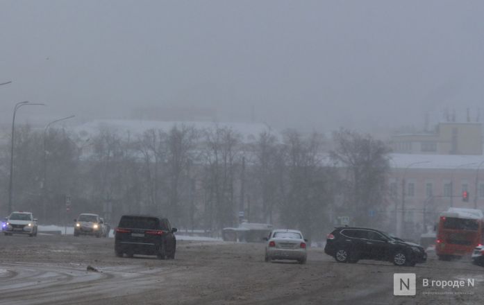 Снежный циклон &laquo;Валли&raquo; обрушился на Нижний Новгород: фоторепортаж - фото 10