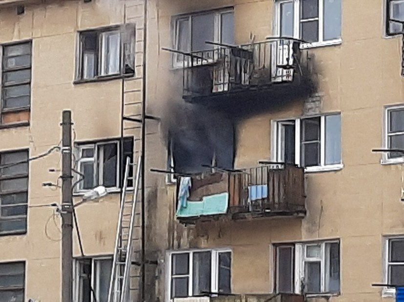 Один погибший и 17 эвакуированных: в Канавинском районе произошел пожар - фото 1