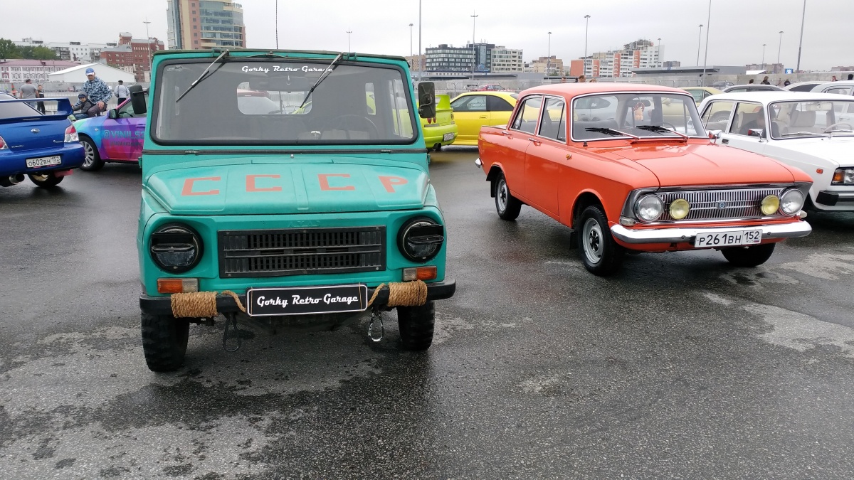 Редкие автомобили на нижегородских улицах: колеса страны Советов - фото 75