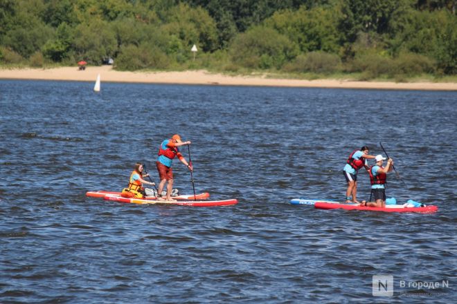 75 яхт и более 500 сапов вышли на Волгу в Нижнем Новгороде в День города - фото 26