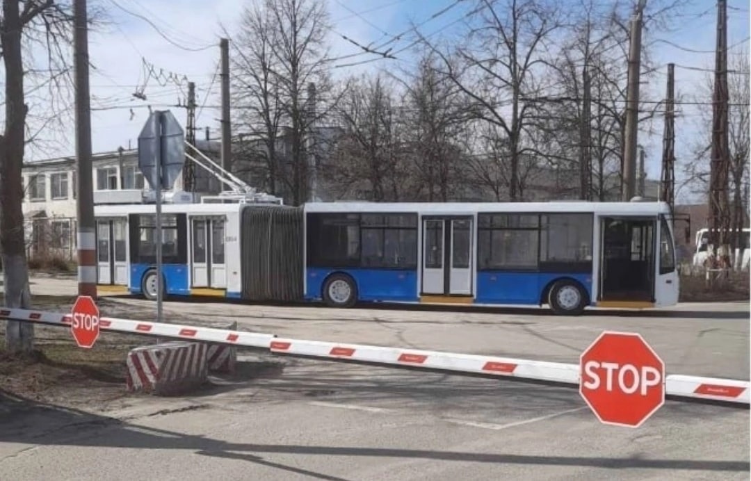 Московский троллейбус-&laquo;гармошку&raquo; готовят к тестовым заездам в Дзержинске - фото 1