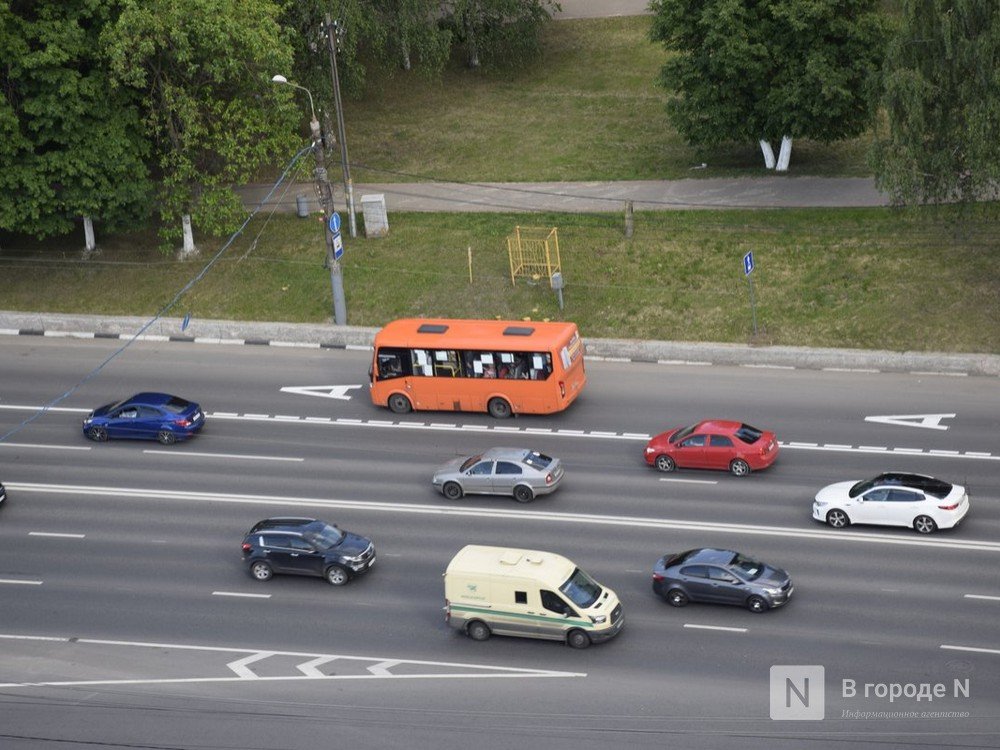 На двух шоссе и одном проспекте Нижнего Новгорода появятся выделенные полосы к 2028 году - фото 1