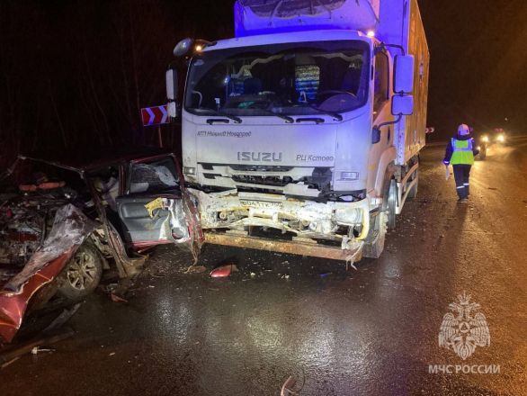 Опубликованы фото с места ДТП в Кстовском округе, где погибла женщина - фото 2