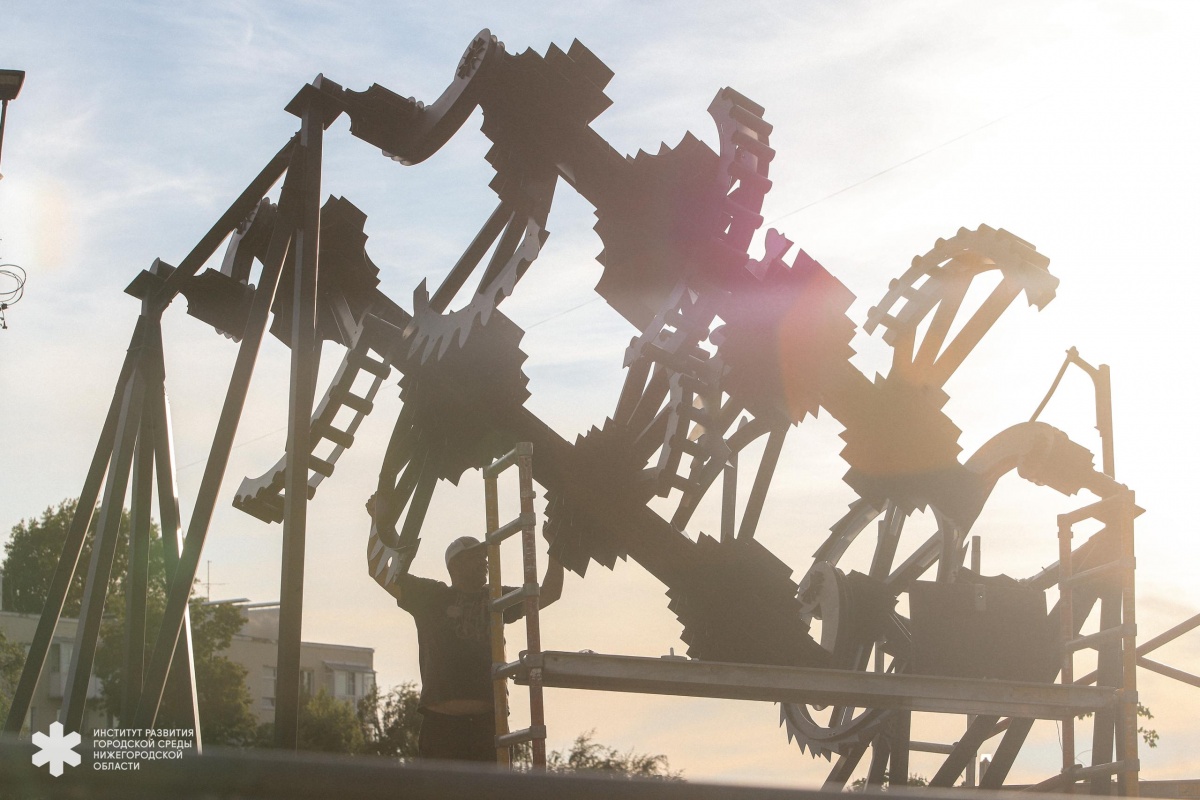 Памятник Кулибину установили в сквере в Нижнем Новгороде - фото 1