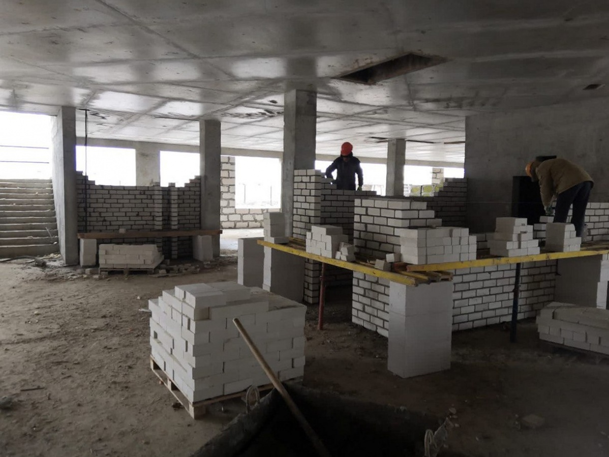 Строительство школы на 1225 мест в Большой Ельне под Кстовом завершено на 40%