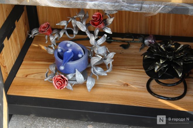 Танк-мангал и деревянные иконы: фоторепортаж с новой выставки от заключенных в Нижнем Новгороде - фото 88