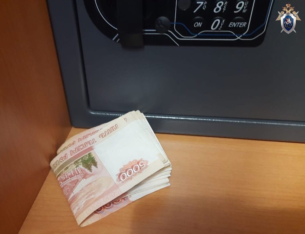 Бывшего арзамасского полицейского будут судить за взятку в 80 тысяч рублей - фото 1