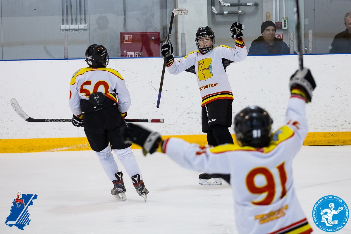 Юные кировские хоккеисты стали первыми на Кубке Валерия Чкалова - фото 1